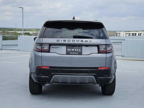2026 Land Rover Discovery Sport Landmark