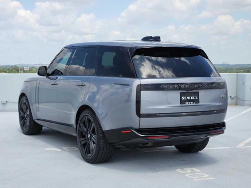 Eiger Grey Metallic 2023 Land Rover Range Rover P400 SE SWB