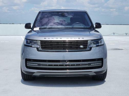Eiger Grey Metallic 2023 Land Rover Range Rover P400 SE SWB