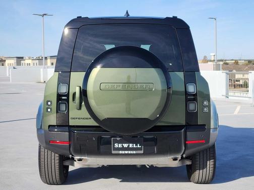 2026 Land Rover Defender P300 S