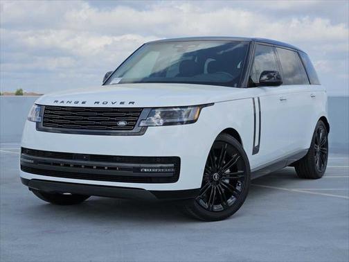 2025 Land Rover Range Rover P400 SE 7 Seat