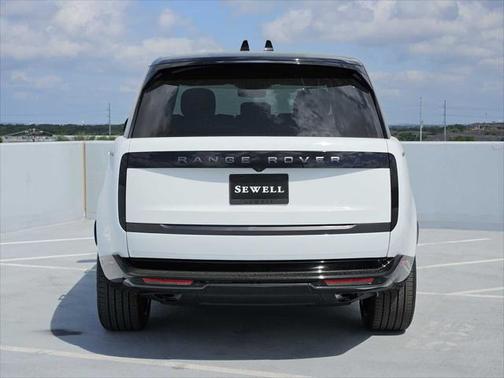 2025 Land Rover Range Rover P400 SE 7 Seat