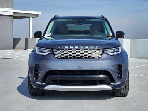 2025 Land Rover Discovery P360 Metropolitan Edition
