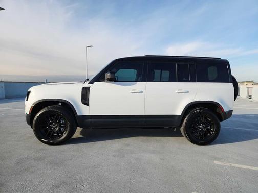 2025 Land Rover Defender 110 P400 S