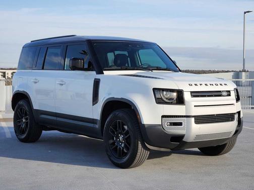 2025 Land Rover Defender 110 P400 S