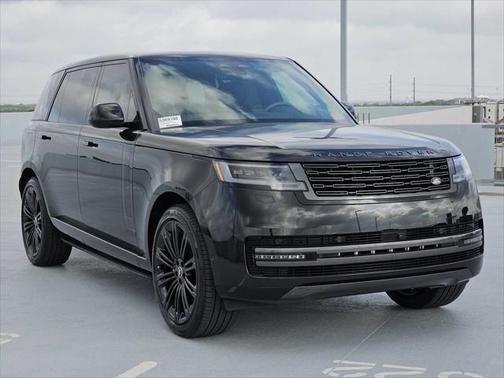 2025 Land Rover Range Rover P400 SE 7 Seat