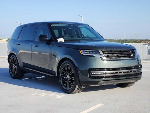 2025 Land Rover Range Rover P530 SE 7 Seat
