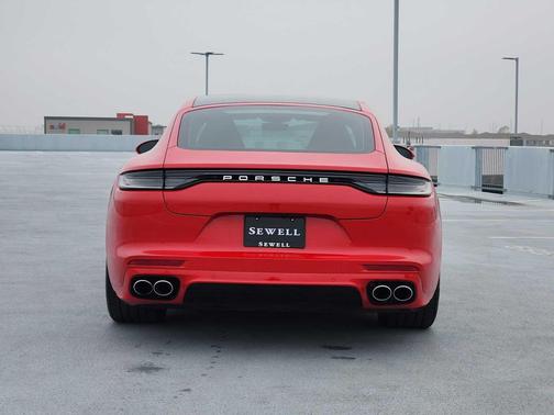2023 Porsche Panamera Panamera
