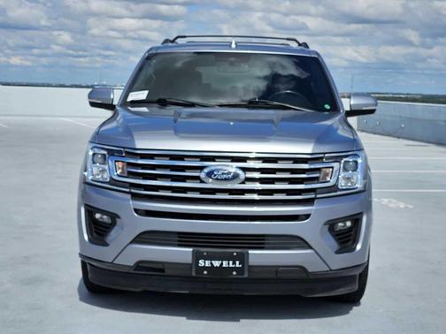 Iconic Silver Metallic 2021 Ford Expedition XLT