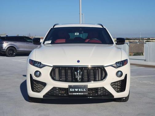 2021 Maserati Levante Base