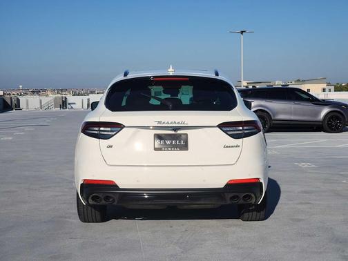 2021 Maserati Levante Base