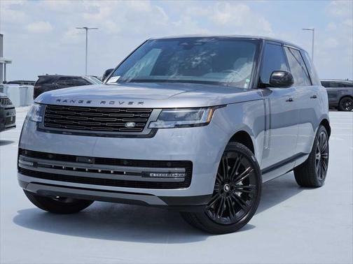2025 Land Rover Range Rover P530 SE