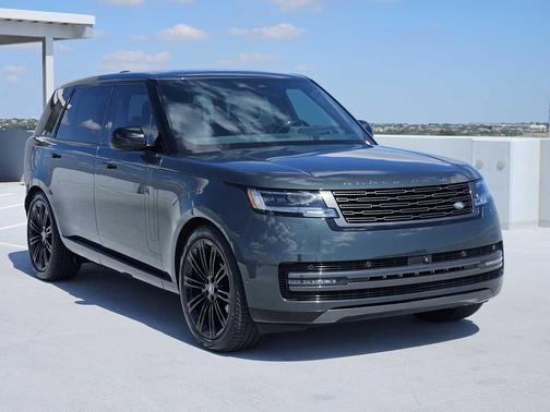 GREEN 2024 Land Rover Range Rover P400 SE LWB 7 Seat
