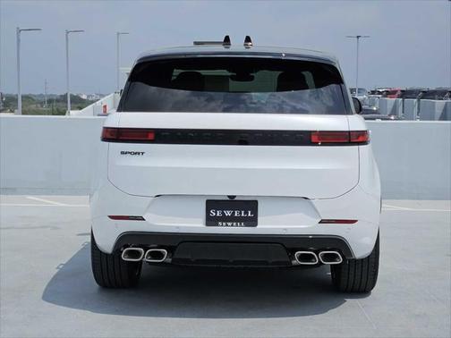 2025 Land Rover Range Rover Sport SE