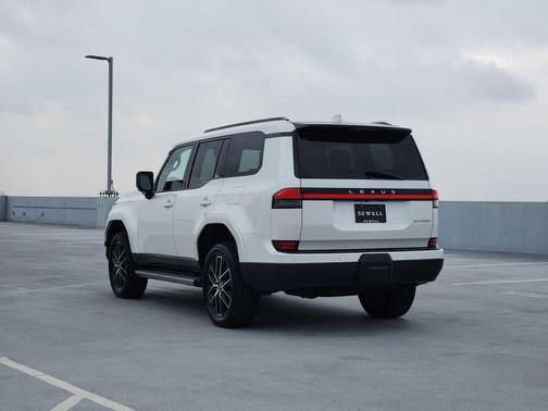 Eminent White Pearl 2024 Lexus GX 550 Premium+