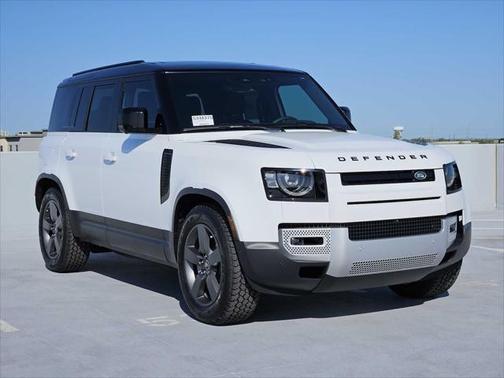 2025 Land Rover Defender 110 P300