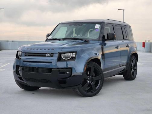 2026 Land Rover Defender P400 X-Dynamic SE