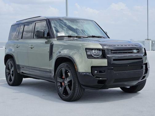 2025 Land Rover Defender 110 P400 X