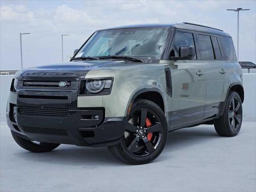 2025 Land Rover Defender 110 P400 X