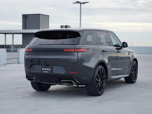 Carpathian Grey Premium Metallic 2025 Land Rover Range Rover Sport P460 PHEV Dynamic SE