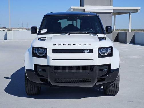 2026 Land Rover Defender P400 X-Dynamic SE