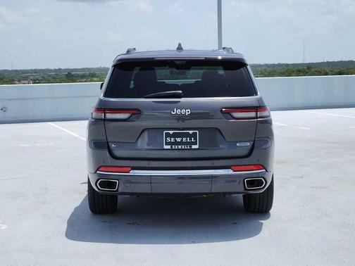 Baltic Gray Metallic Clearcoat 2021 Jeep Grand Cherokee L Overland
