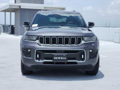 Baltic Gray Metallic Clearcoat 2021 Jeep Grand Cherokee L Overland