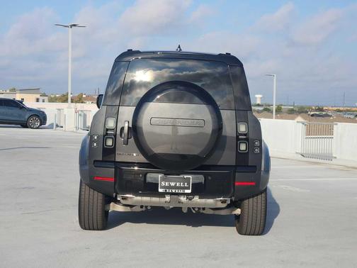 2026 Land Rover Defender S