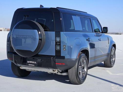 2026 Land Rover Defender P300 S