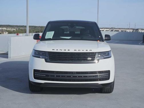 2025 Land Rover Range Rover P400 SE SWB