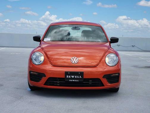 Habanero Orange Metallic 2018 Volkswagen Beetle 2.0T S