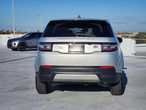 2020 Land Rover Discovery Sport Standard