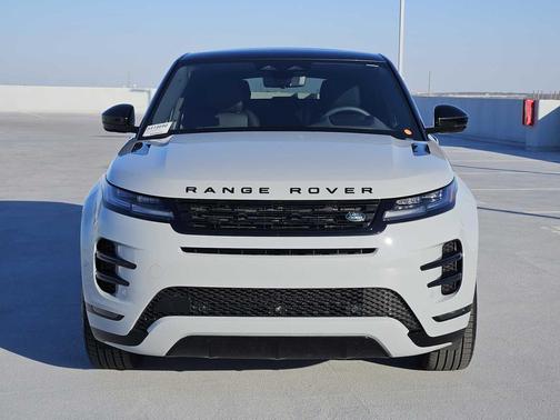 2026 Land Rover Range Rover Evoque Dynamic SE