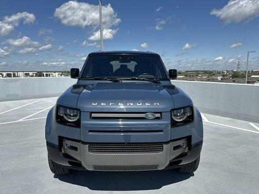 2021 Land Rover Defender X-Dynamic SE