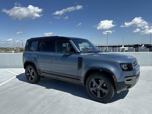 2021 Land Rover Defender X-Dynamic SE