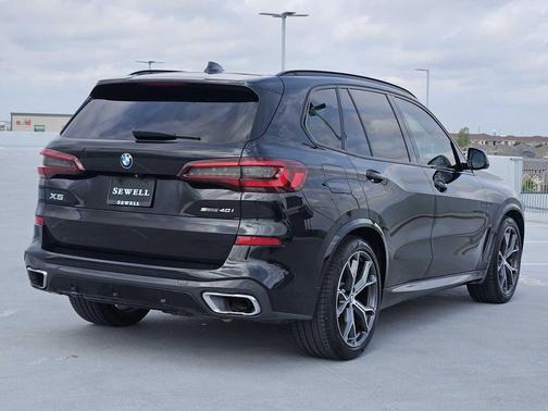 Black Sapphire Metallic 2020 BMW X5 sDrive40i