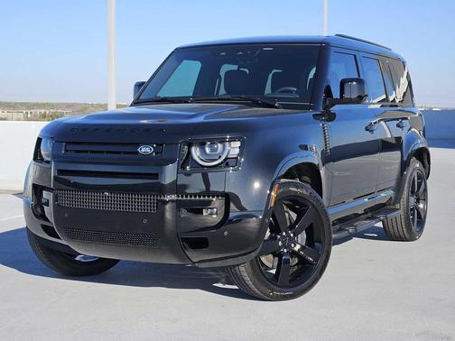 2026 Land Rover Defender P400 X-Dynamic SE