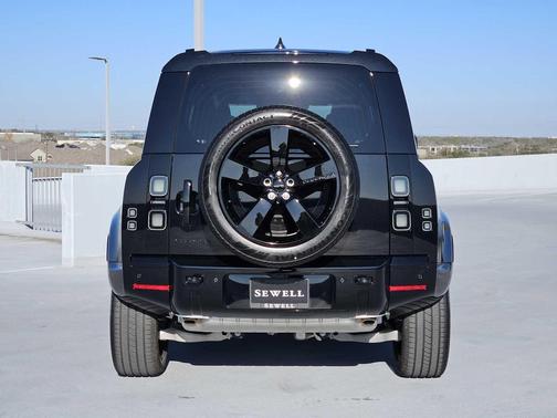 2026 Land Rover Defender P400 X-Dynamic SE