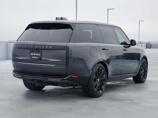 2025 Land Rover Range Rover P530 Autobiography LWB 7 Seat