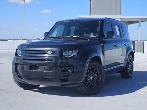 Santorini Black Metallic 2025 Land Rover Defender 110 P400 X