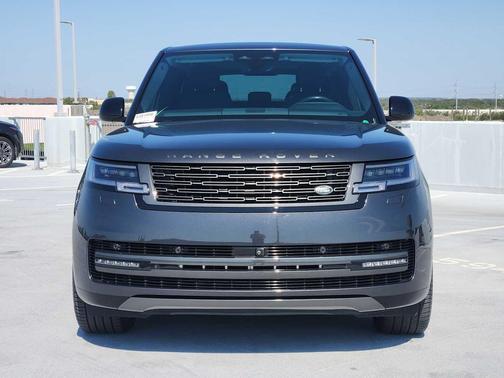 2024 Land Rover Range Rover P530 SE
