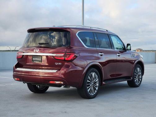 2020 INFINITI QX80 LUXE