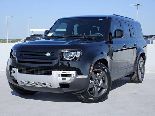 Santorini Black Metallic 2025 Land Rover Defender 130 P400 S