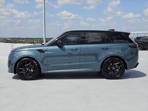 2025 Land Rover Range Rover Sport SE