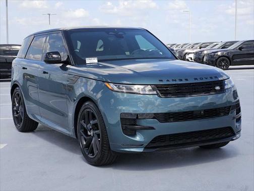 2025 Land Rover Range Rover Sport SE