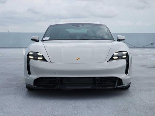 Carrara White Metallic 2021 Porsche Taycan Taycan Turbo S