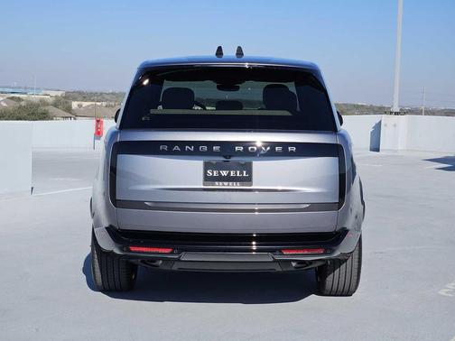 2026 Land Rover Range Rover P400 SE