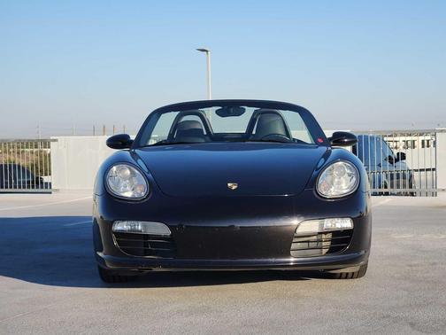 2005 Porsche Boxster 2dr Roadster