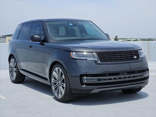 2024 Land Rover Range Rover P530 SE