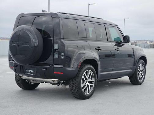 2026 Land Rover Defender P300 S